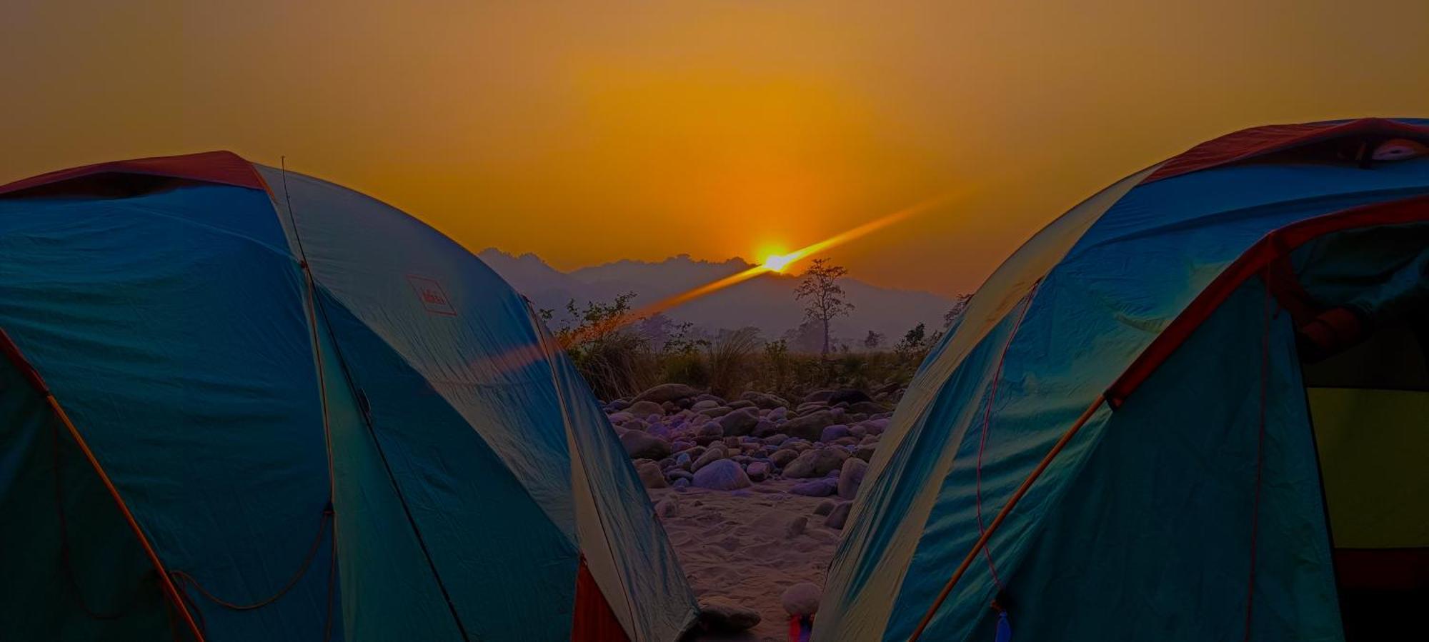 Mr. B'S Place Bardiya Bagian luar foto